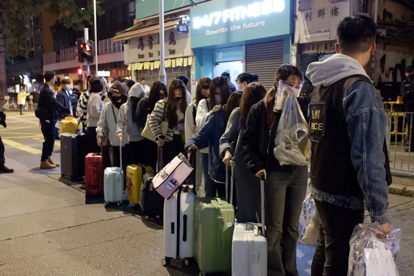 Hongkong! 案情簡報, 串謀詐騙, 盜竊, 洗黑錢, 祈福黨, 黑幫, 非法賣淫及色情活動 2024.12.9-12.21